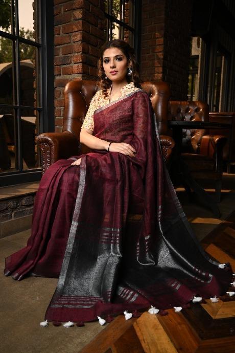 Charming Wine Shade Handwoven Linen Saree with Blouse