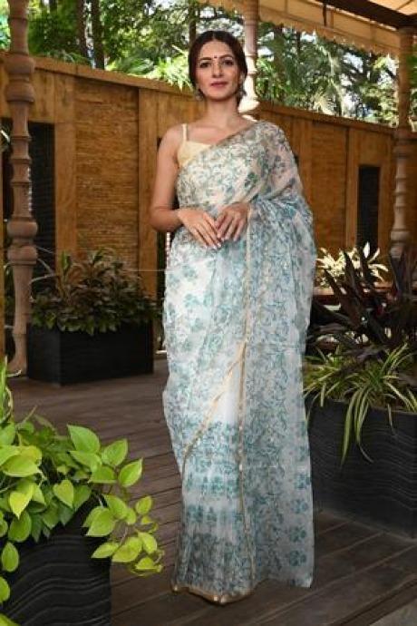 Magnificent White Hand Block Print Organza Silk Saree With Blouse