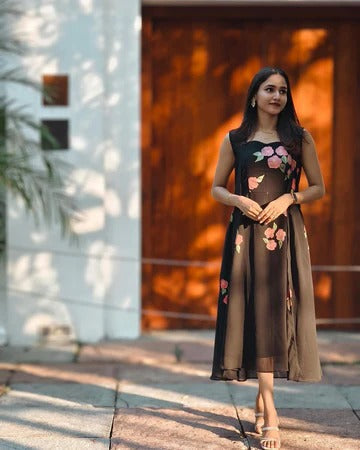 Beautiful And Comfy Black Dress