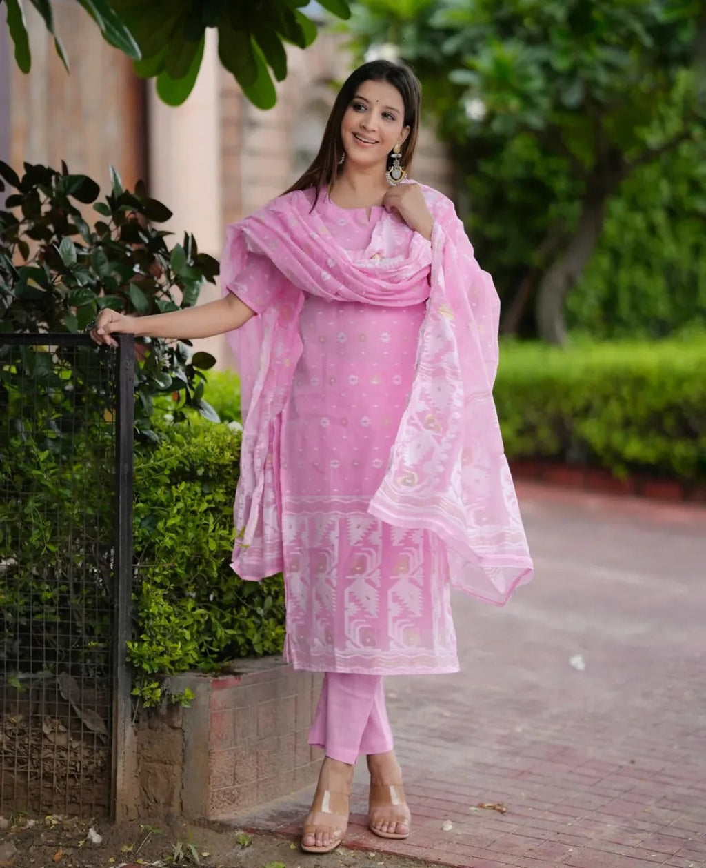 Beautiful Pink Full KurtI Set