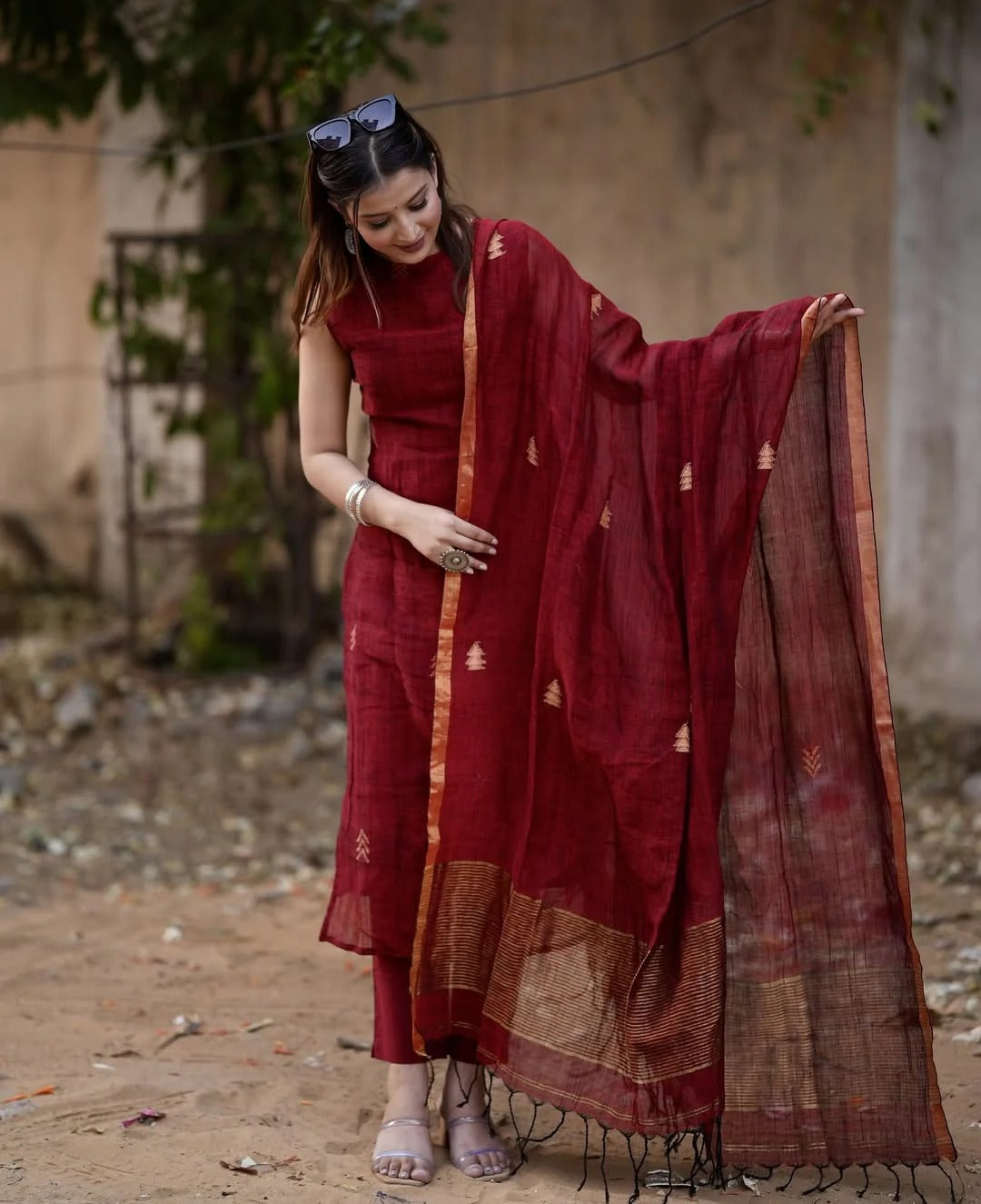 Handwoven Linen Jamdani Suit Set
