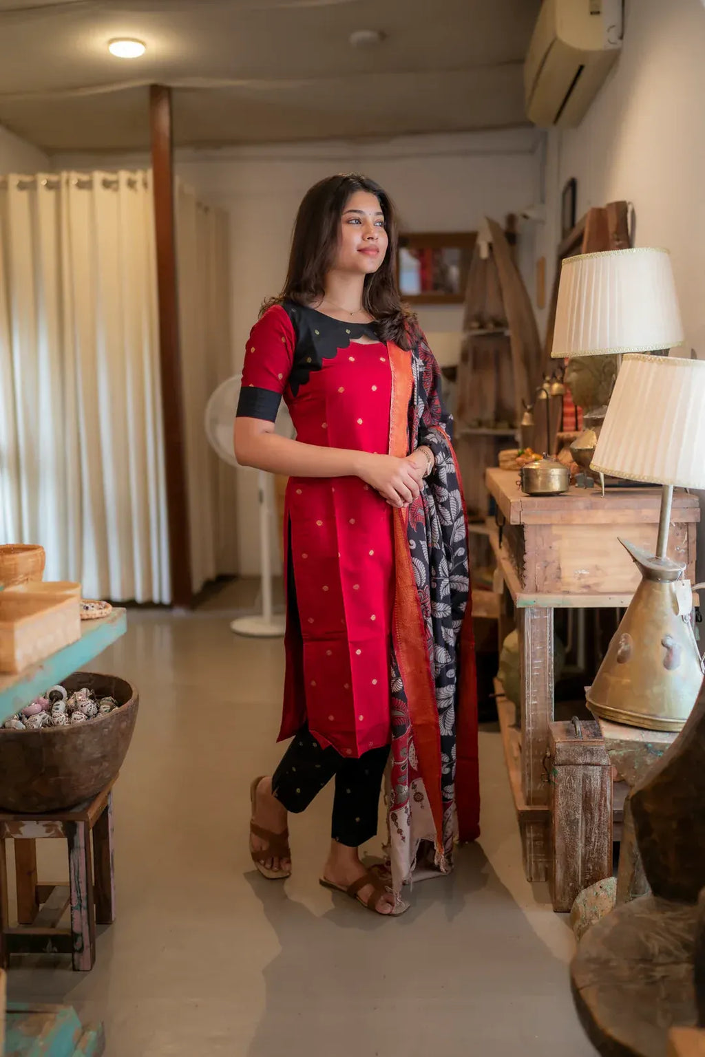 RAWSILK KURTA PANT WITH KALAMKARI DUPATTA