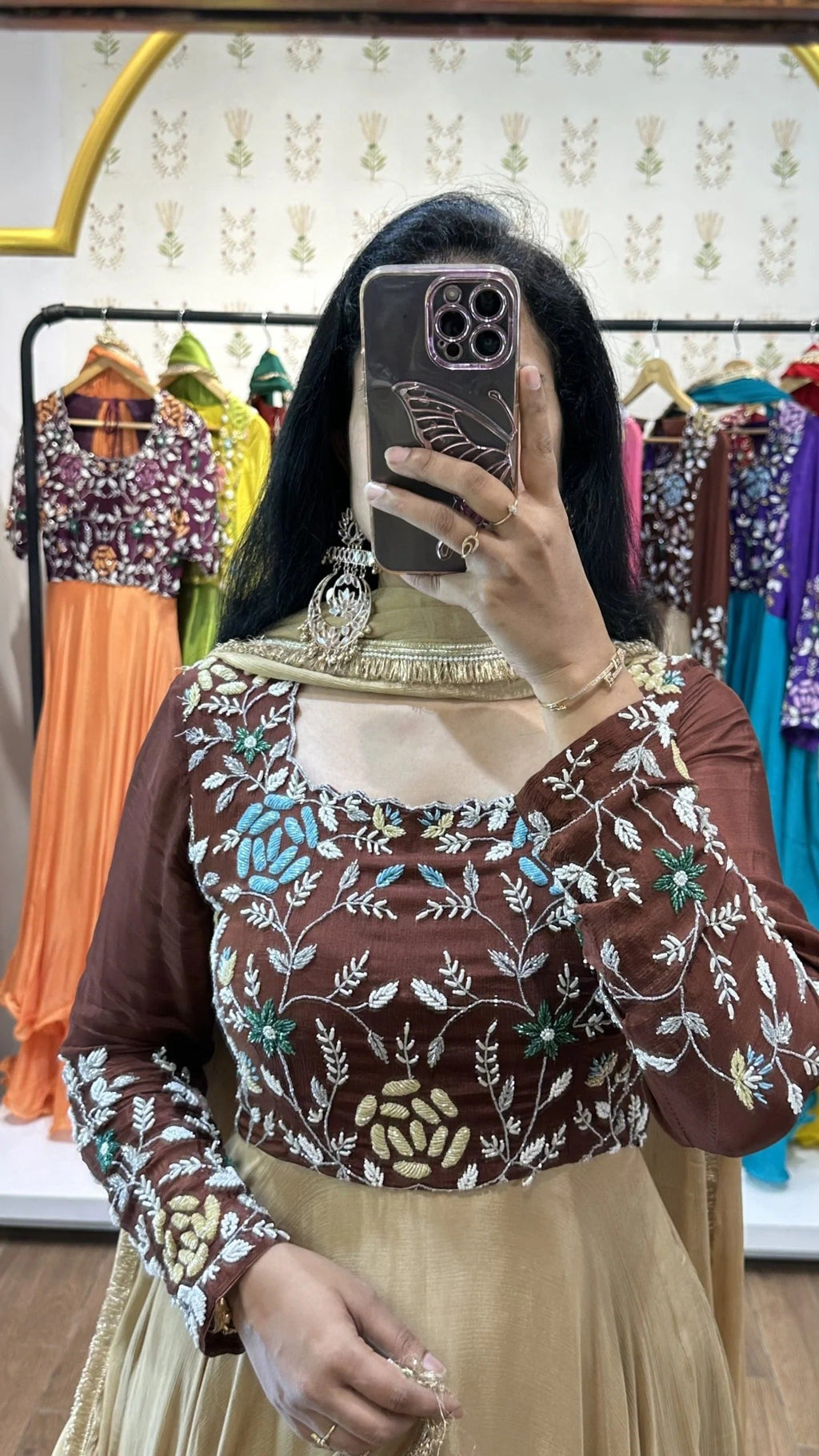 Nitya  Maroon & Cream