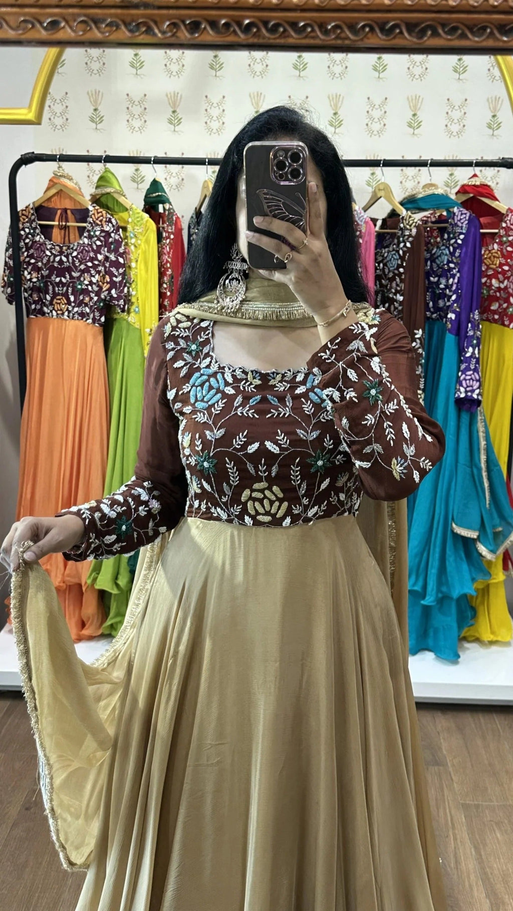 Nitya  Maroon & Cream