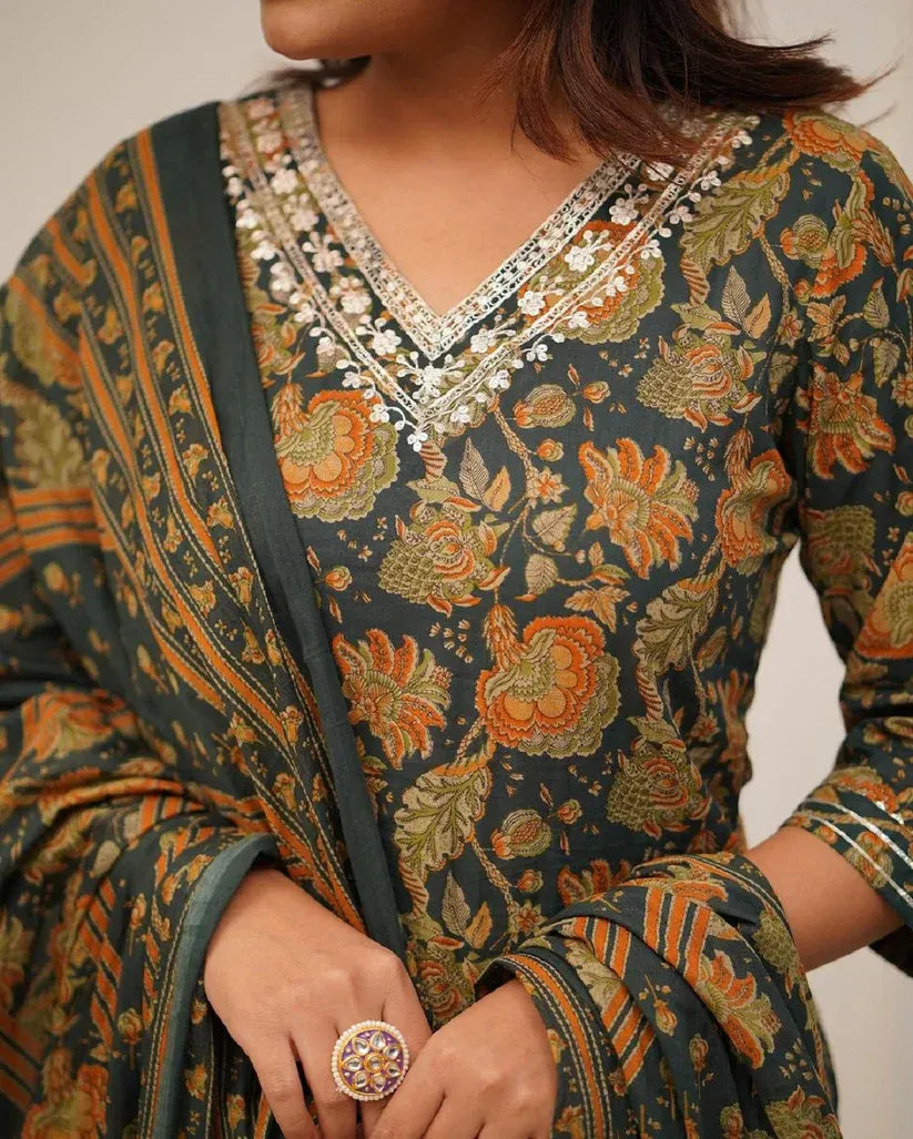 Royal Mehfil Suit Set