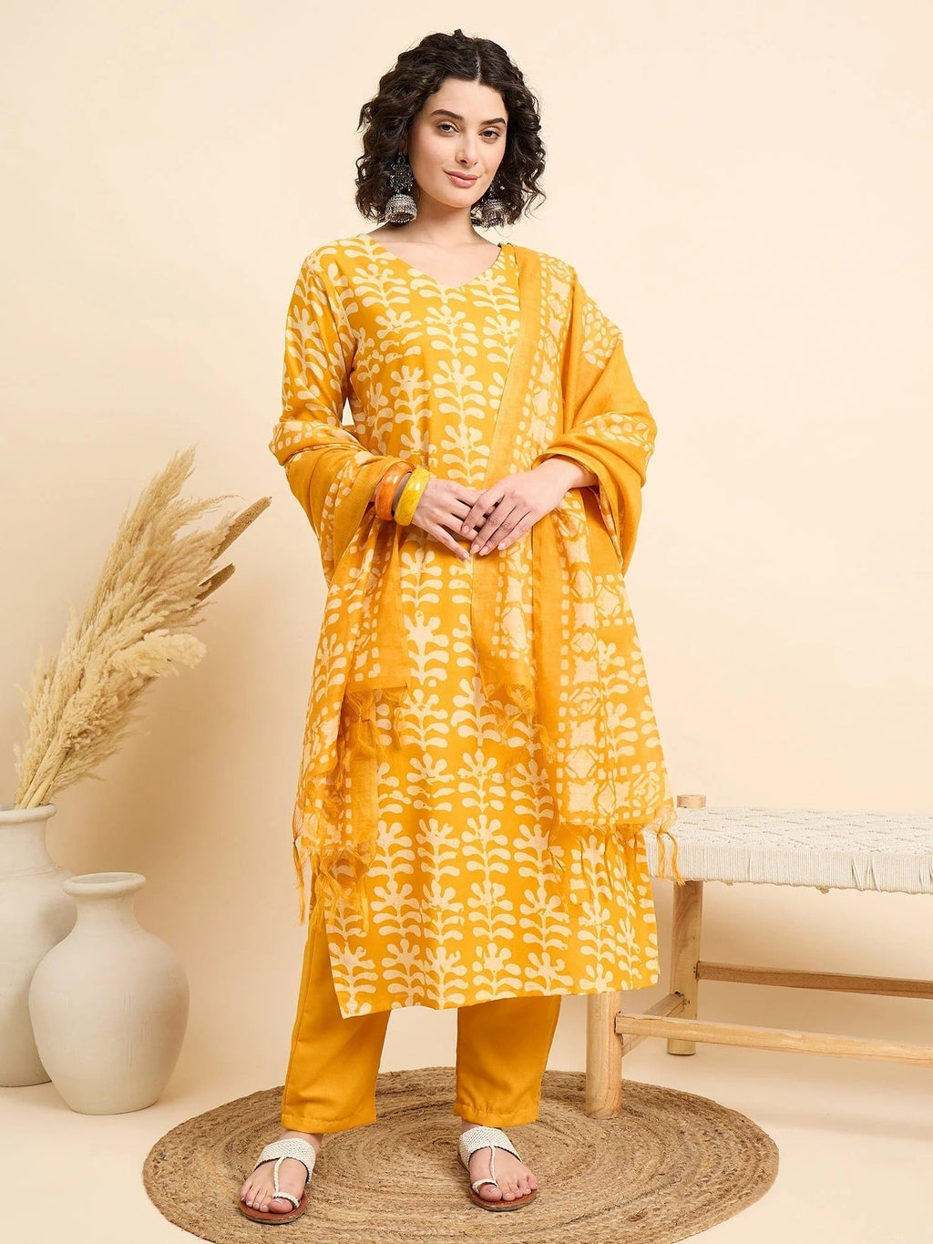 Women‚¬„¢s Viscose Yellow Straight Kurta and Pant Set with Dupatta