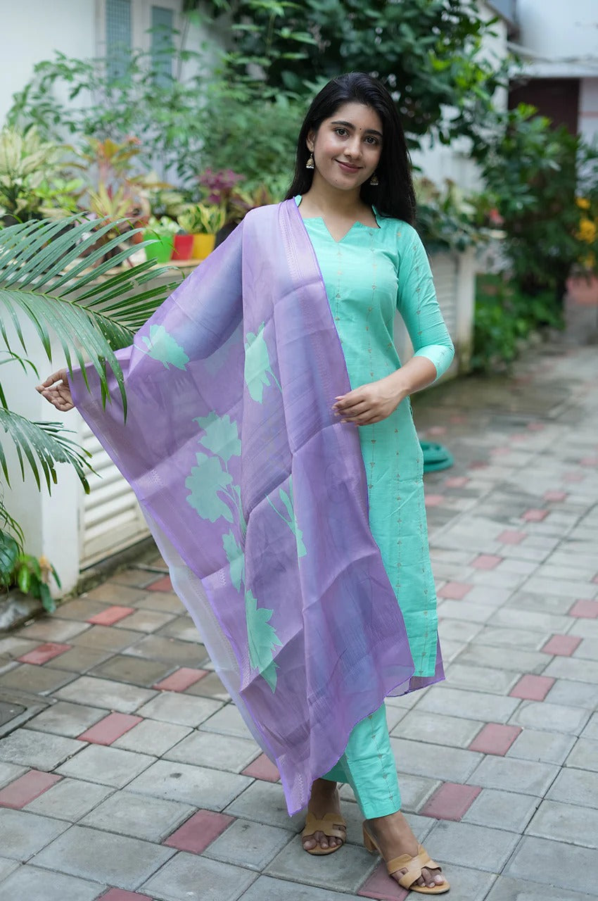 Mint Bloom Kurti Set €“ Raw Slub Silk Charm