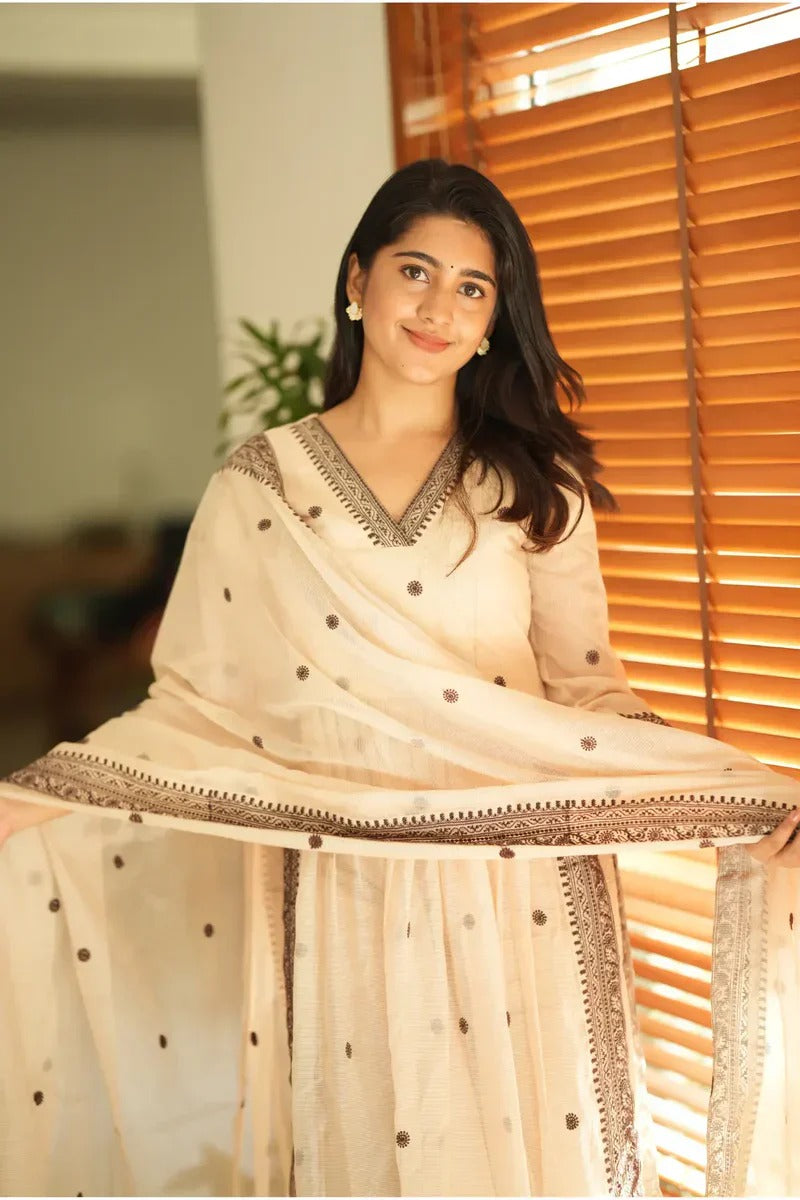 Mahiya Kota Doria Kurta Set