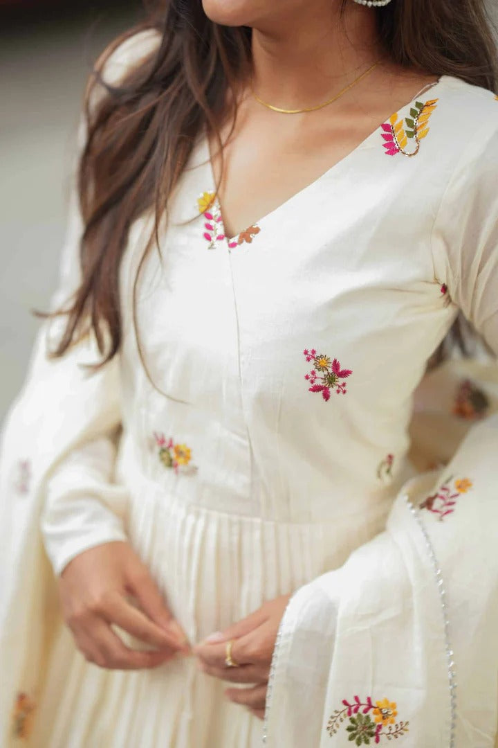 Mahiya Off White Mul Cotton Anarkali With Dupatta & Pant