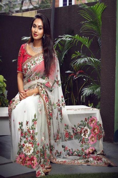 White Color Embroidery Work Beautiful Designer Net Saree SY 5128