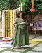 green color Beautiful Party Wear Online Gown 2025