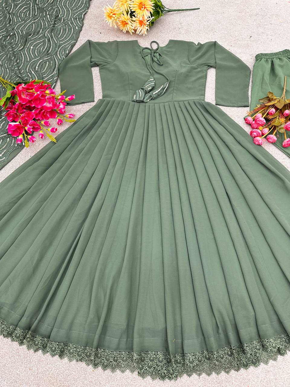 green color Beautiful Party Wear Online Gown 2025